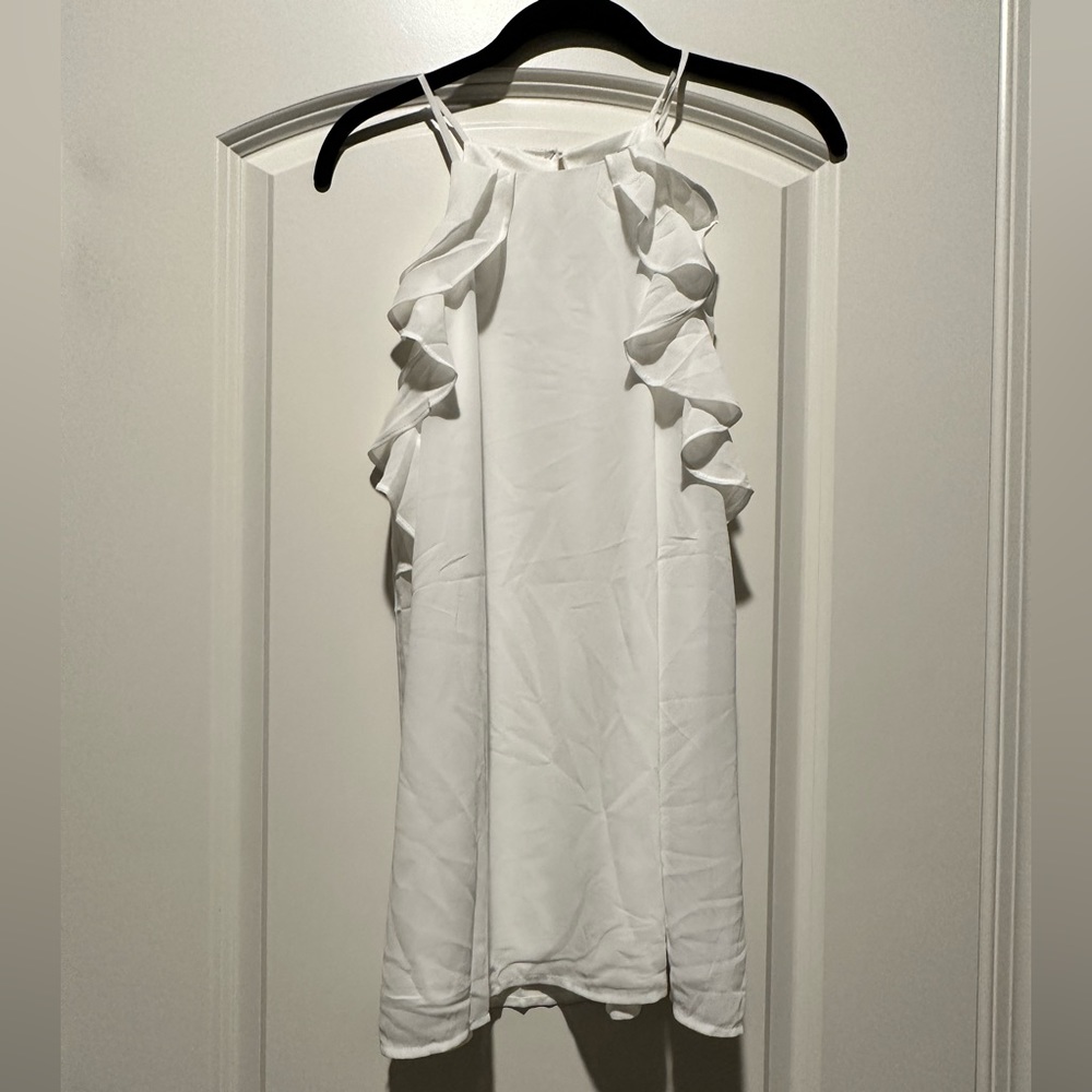 Jodifl medium white ruffle halter top like new
